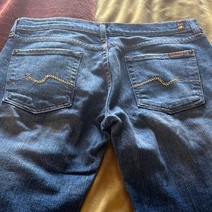 Size 30. Boot cut. Excellent condition. 29”inseam